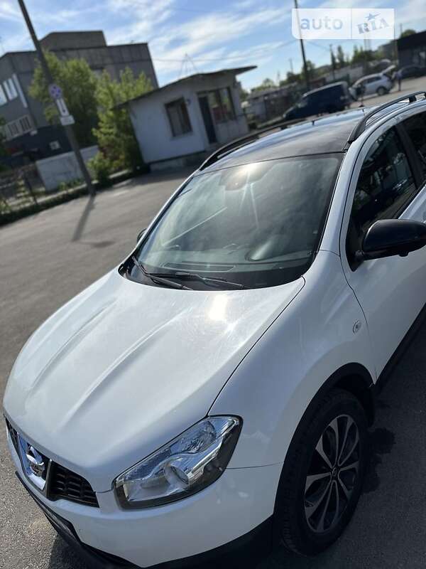 Внедорожник / Кроссовер Nissan Qashqai 2013 в Чернигове