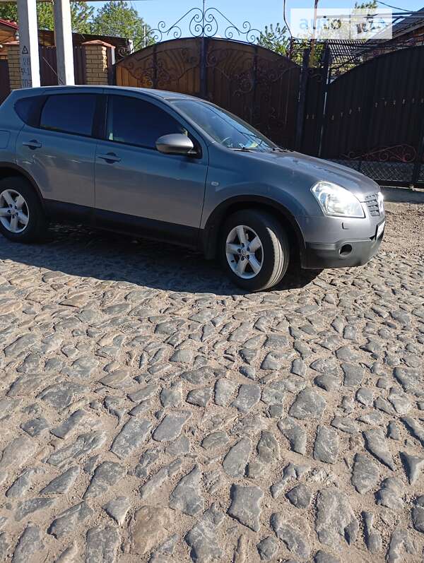 Внедорожник / Кроссовер Nissan Qashqai 2007 в Первомайске