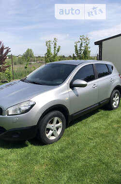 Позашляховик / Кросовер Nissan Qashqai 2011 в Броварах