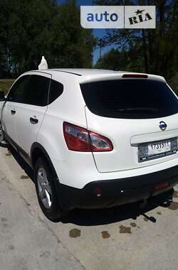 Позашляховик / Кросовер Nissan Qashqai 2013 в Пулинах