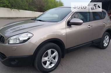 Позашляховик / Кросовер Nissan Qashqai 2012 в Чернігові