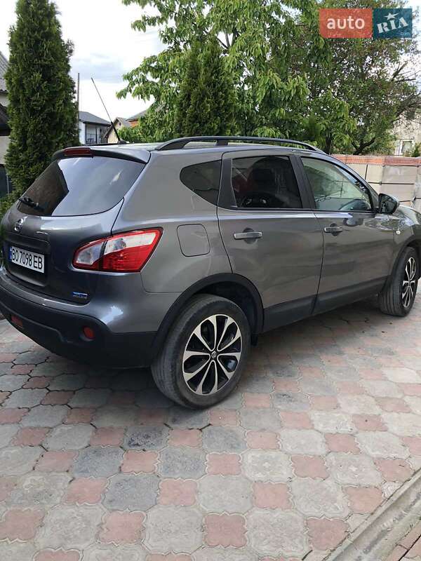 Внедорожник / Кроссовер Nissan Qashqai 2012 в Тернополе фото 5 Внедорожник / Кроссовер Nissan Qashqai 2012 в Тернополе