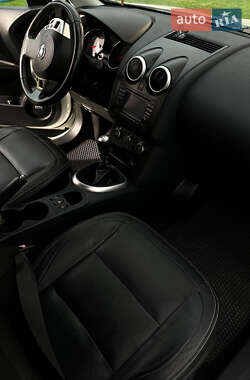 Внедорожник / Кроссовер Nissan Qashqai 2010 в 