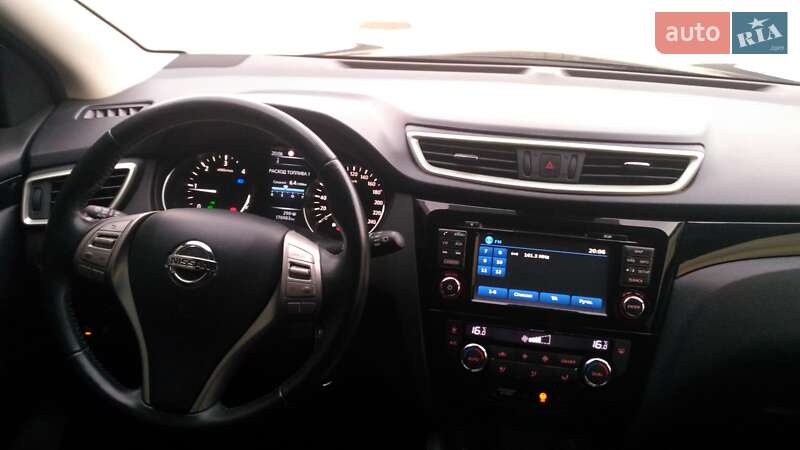 Внедорожник / Кроссовер Nissan Qashqai 2014 в Ивано-Франковске