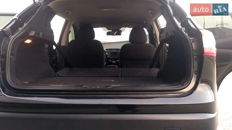 Внедорожник / Кроссовер Nissan Qashqai 2014 в Ивано-Франковске