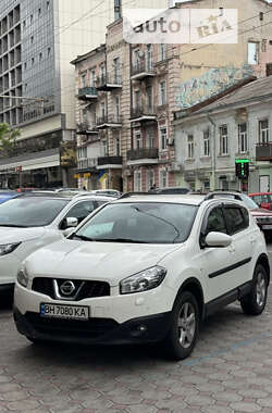 Позашляховик / Кросовер Nissan Qashqai 2012 в Одесі