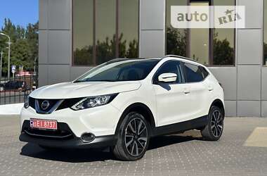 Позашляховик / Кросовер Nissan Qashqai 2014 в Рівному