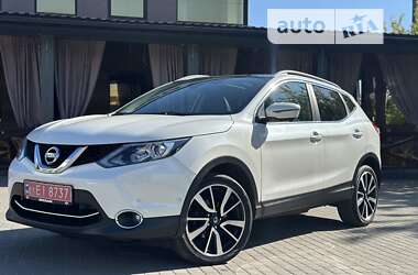 Внедорожник / Кроссовер Nissan Qashqai 2014 в Ровно