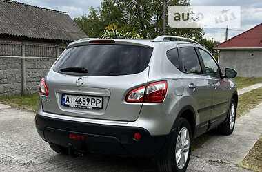 Позашляховик / Кросовер Nissan Qashqai 2010 в Києві