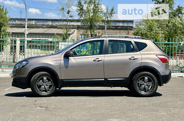 Внедорожник / Кроссовер Nissan Qashqai 2010 в Киеве