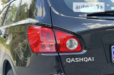 Внедорожник / Кроссовер Nissan Qashqai 2009 в Ровно