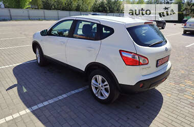 Позашляховик / Кросовер Nissan Qashqai 2010 в Луцьку