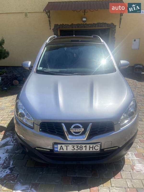 Внедорожник / Кроссовер Nissan Qashqai 2010 в Ивано-Франковске