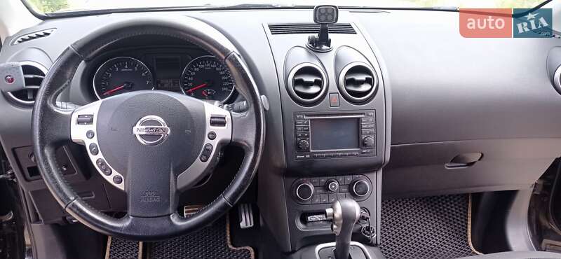 Позашляховик / Кросовер Nissan Qashqai 2012 в Олевську