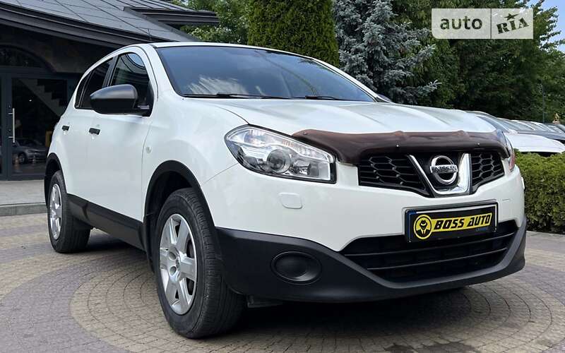 Позашляховик / Кросовер Nissan Qashqai 2012 в Львові