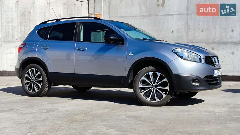 Внедорожник / Кроссовер Nissan Qashqai 2013 в Киеве