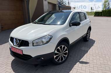 Позашляховик / Кросовер Nissan Qashqai 2013 в Виноградові