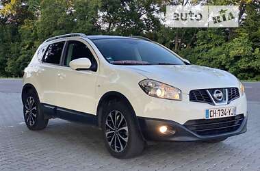 Позашляховик / Кросовер Nissan Qashqai 2012 в Луцьку