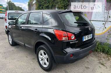 Позашляховик / Кросовер Nissan Qashqai 2010 в Луцьку