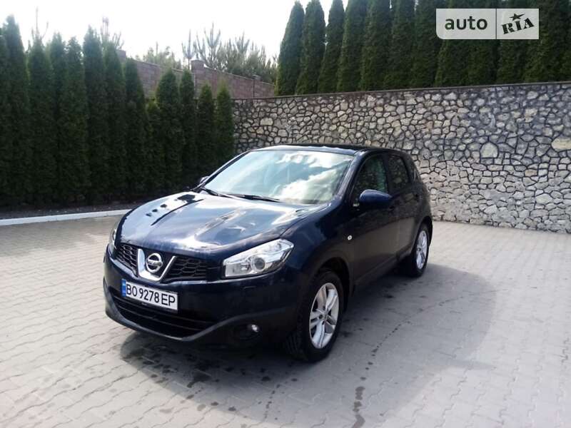 Внедорожник / Кроссовер Nissan Qashqai 2011 в Тернополе