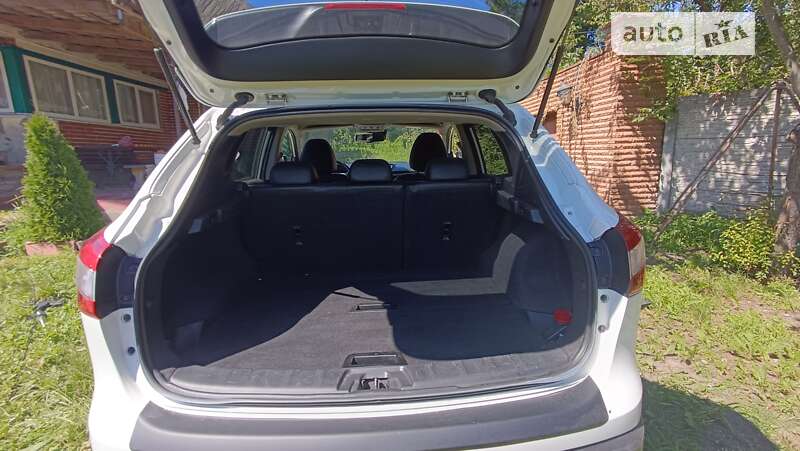 Внедорожник / Кроссовер Nissan Qashqai 2014 в Казатине