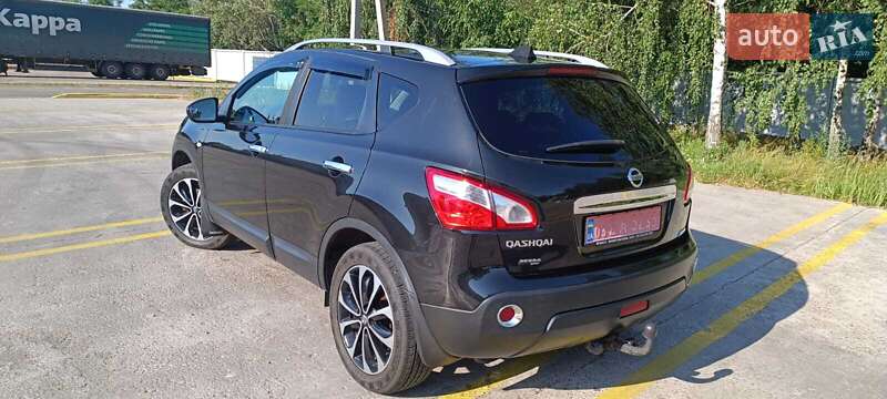 Позашляховик / Кросовер Nissan Qashqai 2011 в Києві