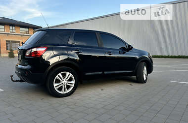 Внедорожник / Кроссовер Nissan Qashqai 2011 в Калиновке