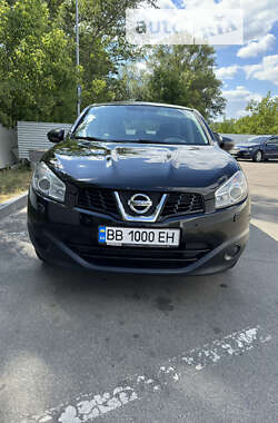 Позашляховик / Кросовер Nissan Qashqai 2012 в Сумах