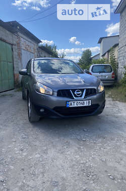 Позашляховик / Кросовер Nissan Qashqai 2012 в Івано-Франківську