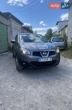 Внедорожник / Кроссовер Nissan Qashqai 2012 в 