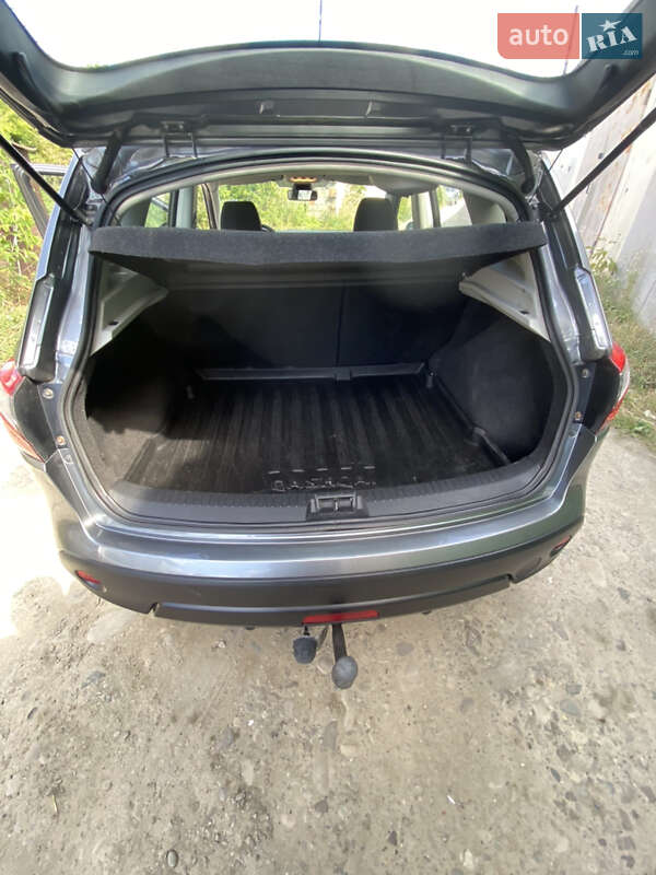 Внедорожник / Кроссовер Nissan Qashqai 2012 в Ивано-Франковске