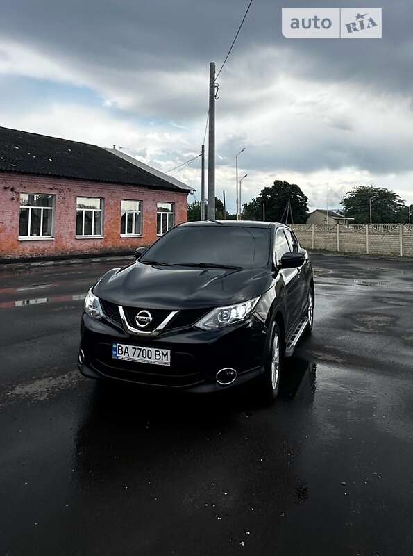 Внедорожник / Кроссовер Nissan Qashqai 2016 в Голованевске
