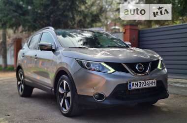 Позашляховик / Кросовер Nissan Qashqai 2015 в Житомирі