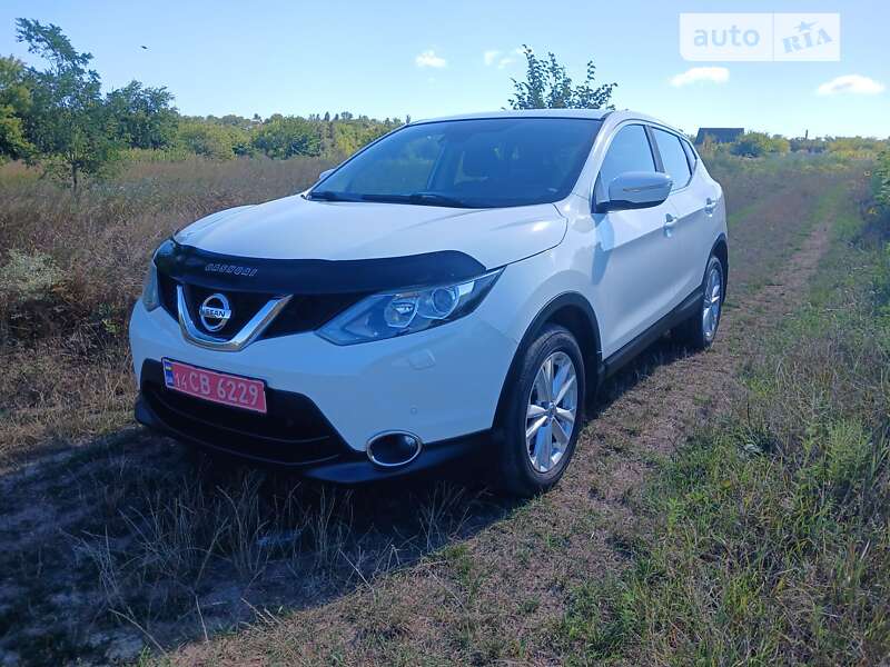 Позашляховик / Кросовер Nissan Qashqai 2014 в Звенигородці