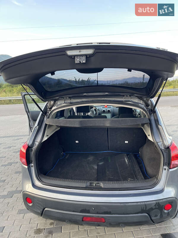 Внедорожник / Кроссовер Nissan Qashqai 2008 в Хусте