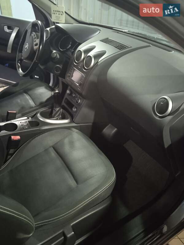 Внедорожник / Кроссовер Nissan Qashqai 2011 в Нежине
