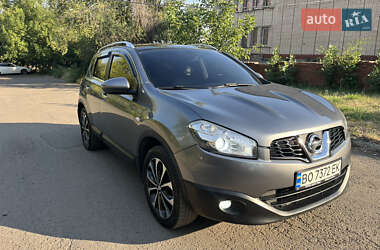 Внедорожник / Кроссовер Nissan Qashqai 2011 в Славянске