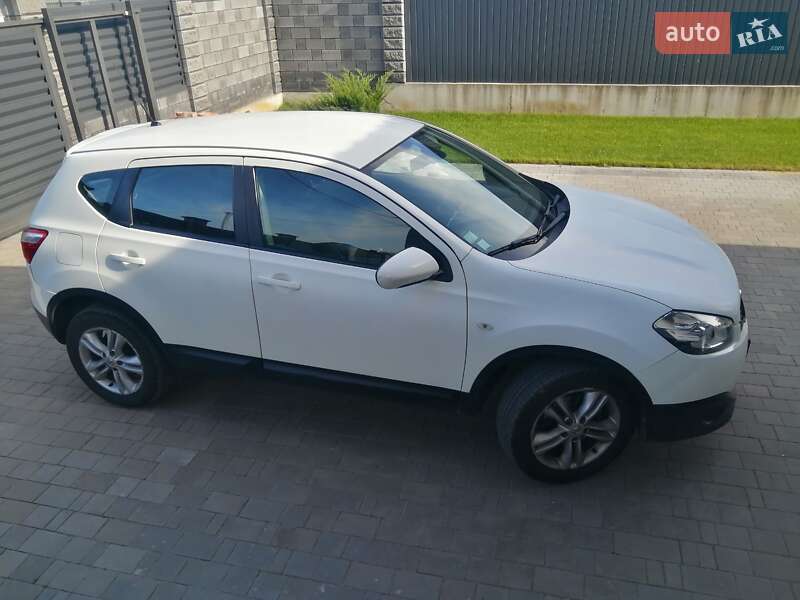 Внедорожник / Кроссовер Nissan Qashqai 2011 в Луцке
