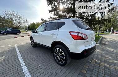 Позашляховик / Кросовер Nissan Qashqai 2013 в Луцьку