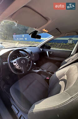 Внедорожник / Кроссовер Nissan Qashqai 2012 в 