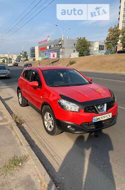 Позашляховик / Кросовер Nissan Qashqai 2013 в Сумах