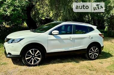 Внедорожник / Кроссовер Nissan Qashqai 2016 в Харькове