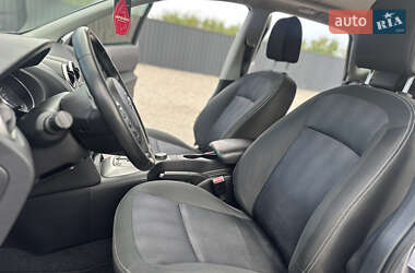 Позашляховик / Кросовер Nissan Qashqai 2011 в 