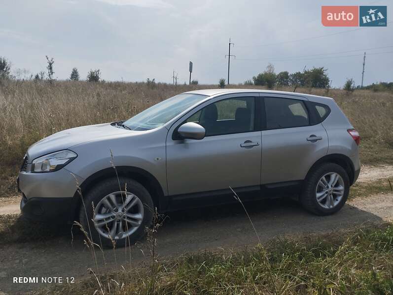 Позашляховик / Кросовер Nissan Qashqai 2011 в Коломиї
