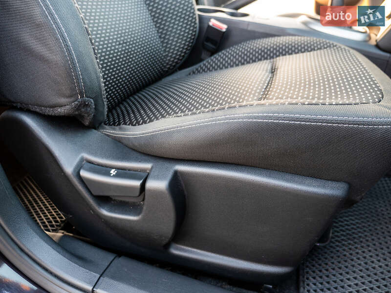 Внедорожник / Кроссовер Nissan Qashqai 2009 в Черновцах