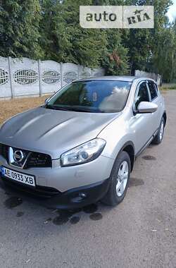 Позашляховик / Кросовер Nissan Qashqai 2013 в Солоному