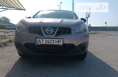 Внедорожник / Кроссовер Nissan Qashqai 2010 в Надворной