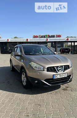 Позашляховик / Кросовер Nissan Qashqai 2012 в Львові