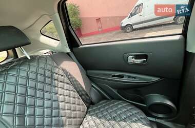 Внедорожник / Кроссовер Nissan Qashqai 2006 в 