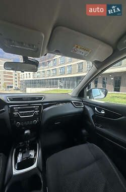 Внедорожник / Кроссовер Nissan Qashqai 2017 в 